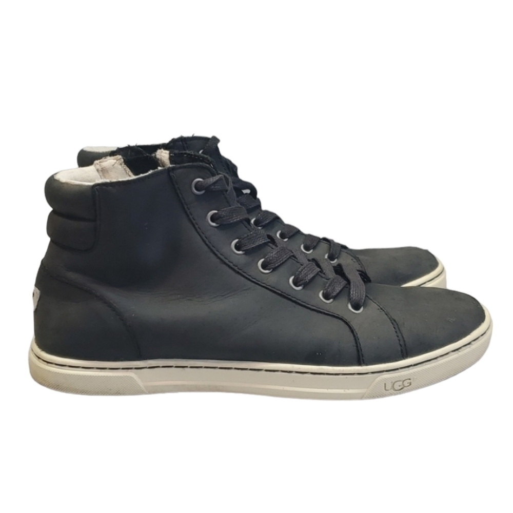 Ugg Women Leather High Top Sneakers Lace Up shoes sz 8
